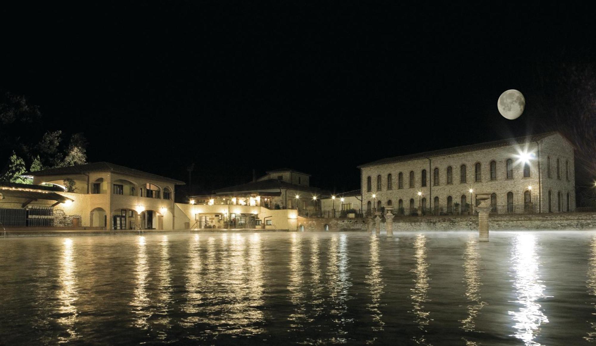 Calidario Terme Etrusche Hotel Venturina Terme Bagian luar foto