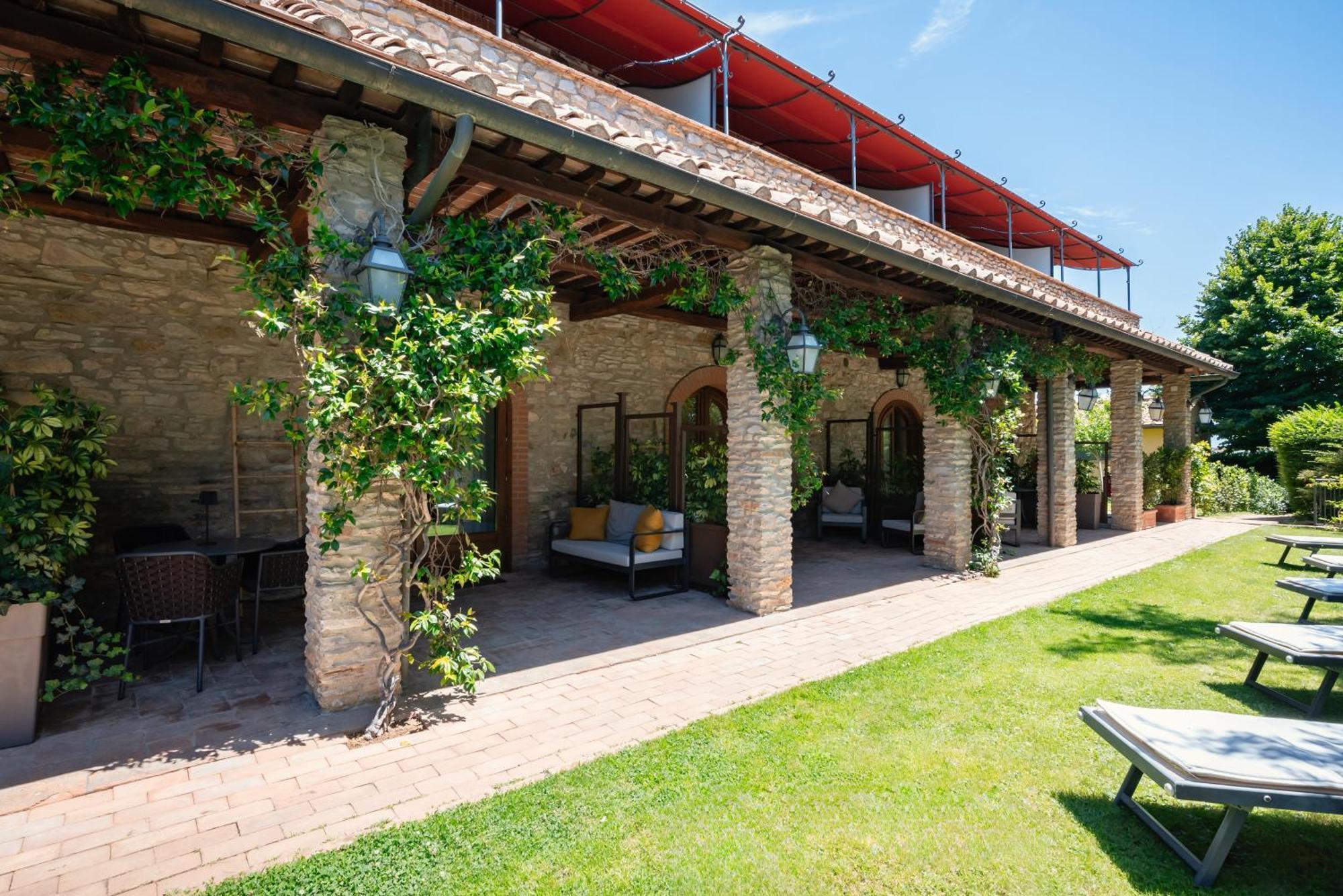 Calidario Terme Etrusche Hotel Venturina Terme Bagian luar foto
