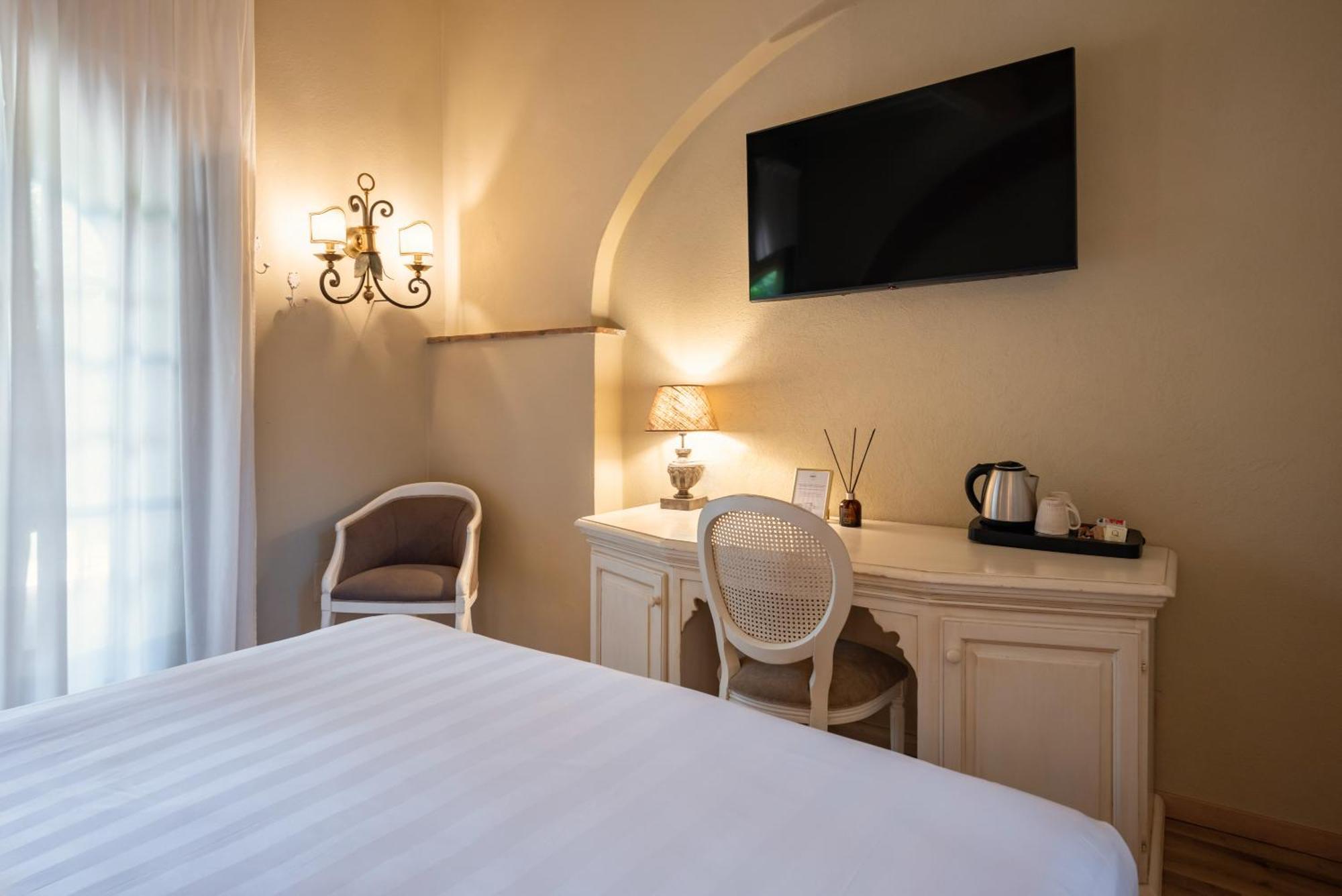 Calidario Terme Etrusche Hotel Venturina Terme Bagian luar foto